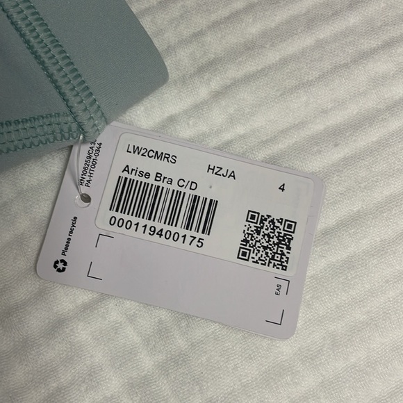 Lululemon Arise Bra C/D - Picture 4 of 4